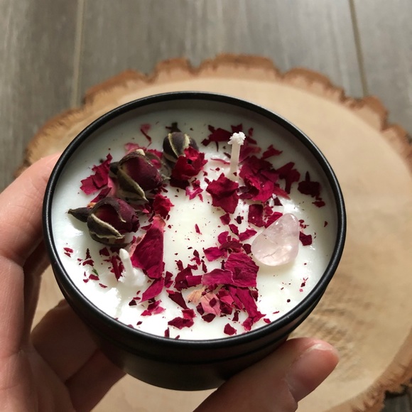 *Rose Magic* 4oz Soy Wax Candle - Picture 2 of 7